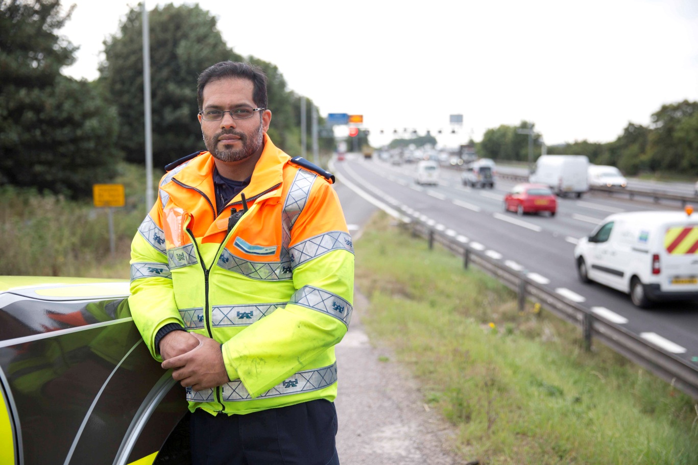 Do Traffic Officers have powers to stop vehicles?